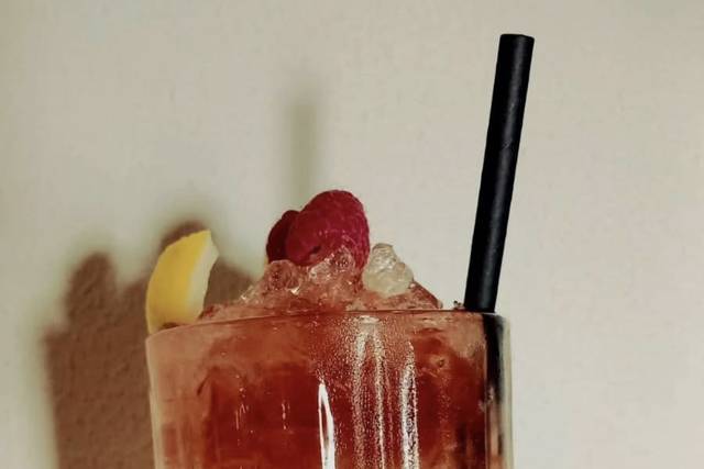 Cocktail bar