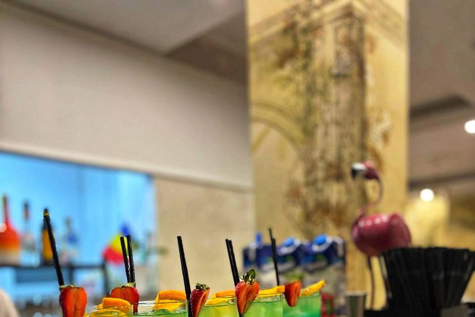 Cocktail bar