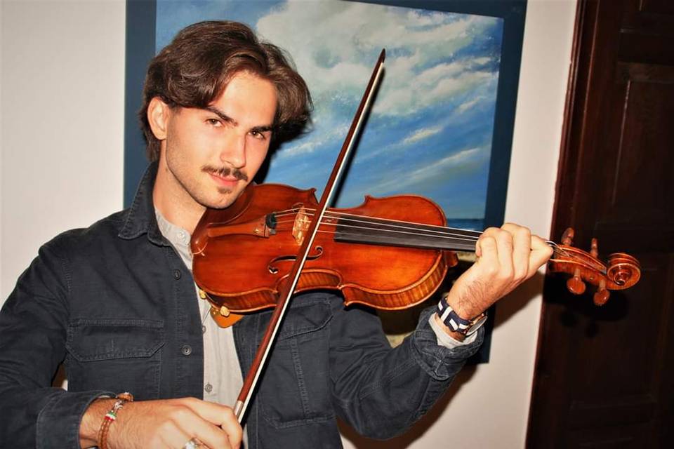 Mik Violin