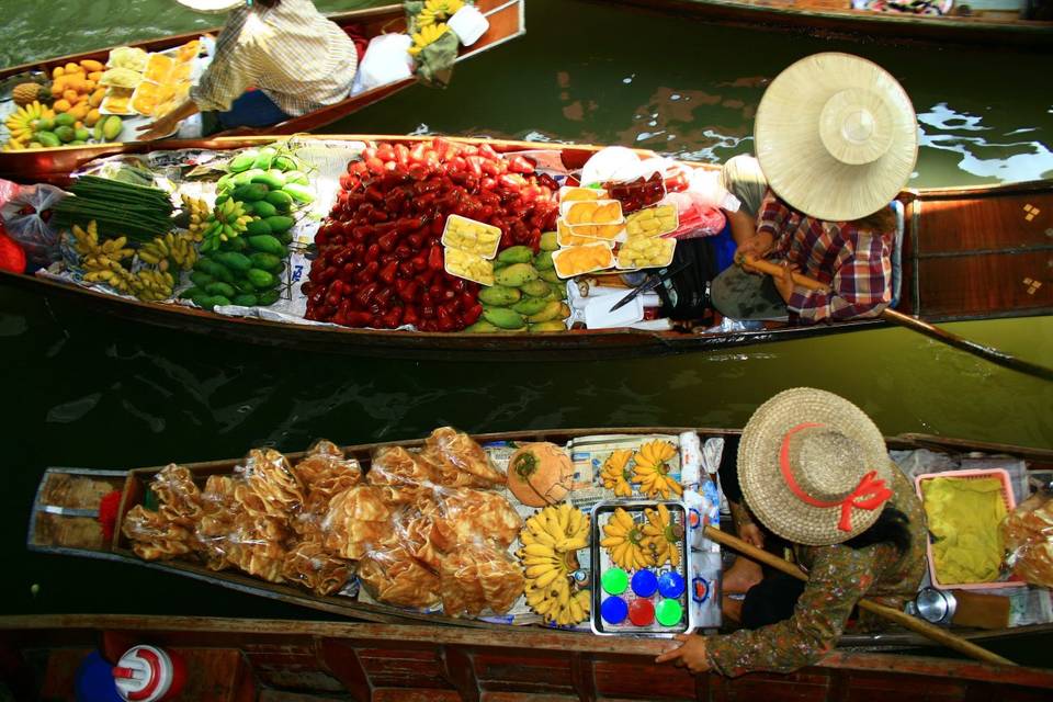 Mercato galleggiante Vietnam