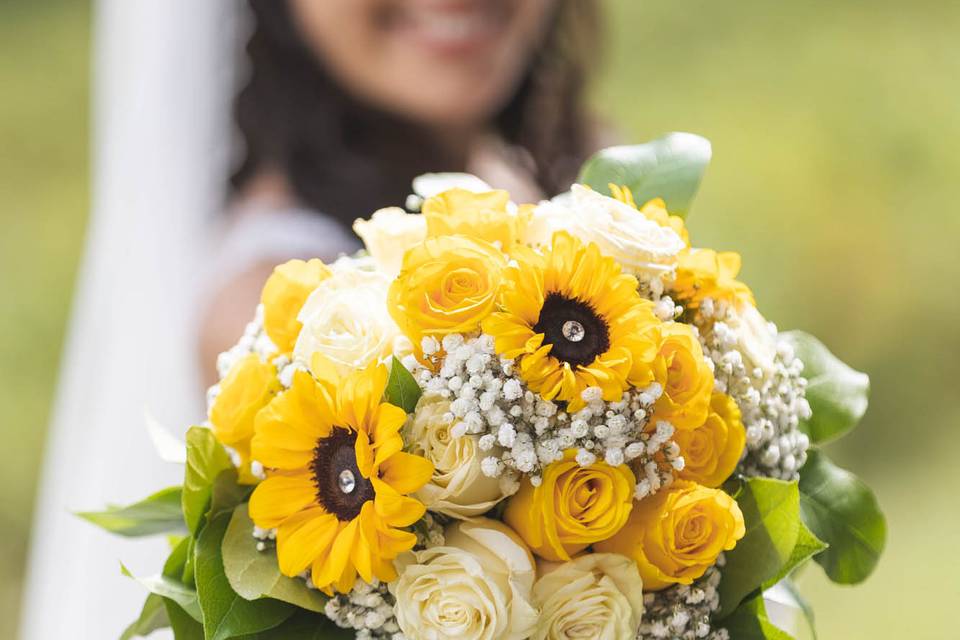 Bouquet giallo e bianco