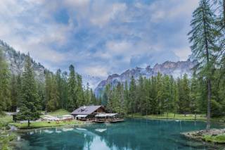 Saliola al Lago Ghedina