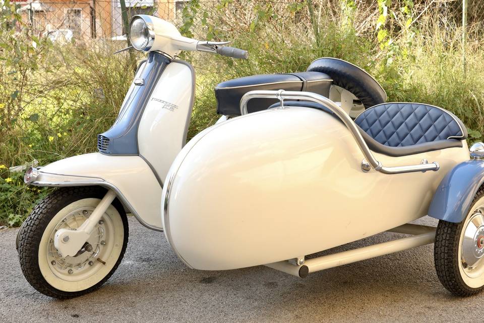 Lambretta con sidecar 1961