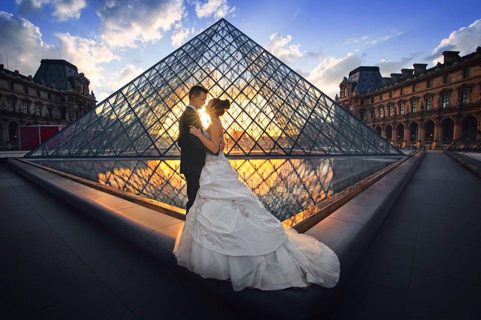 Piazza Parigi sposi