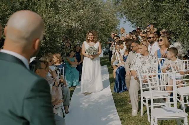 Cerimonia tra gli ulivi