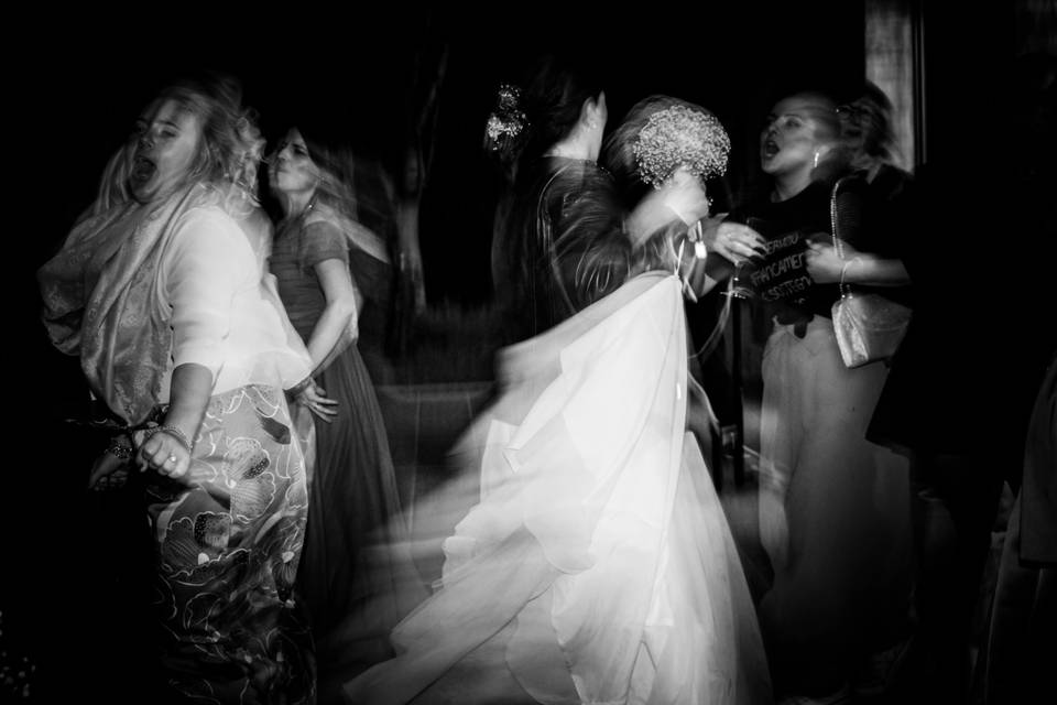 Sposa che balla