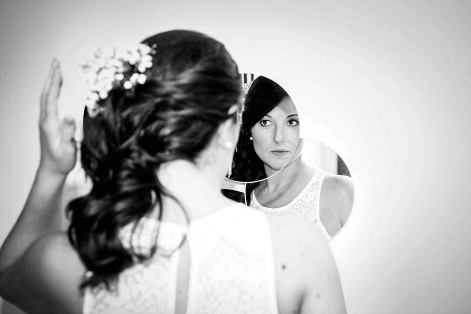 Sposa con specchio