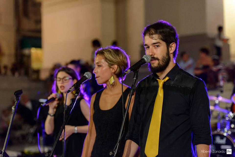 Elisa, Sara e Davide, voci