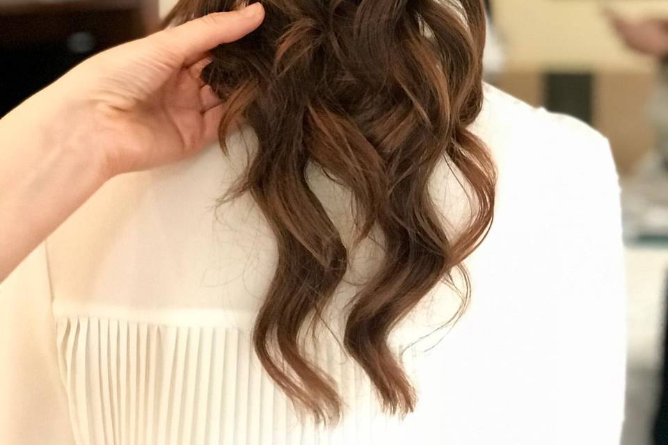 Elegant up do