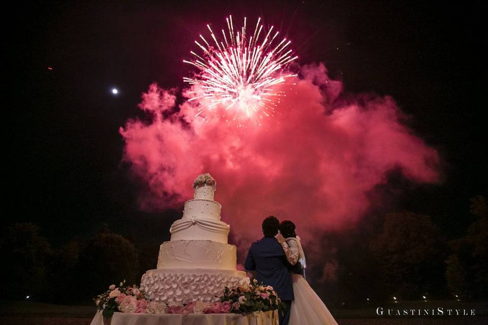 Fuochi d'artificio sposi