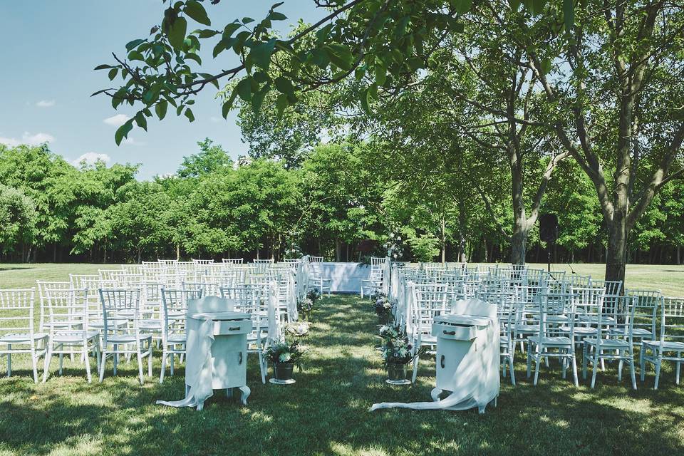 Country Vintage ceremony