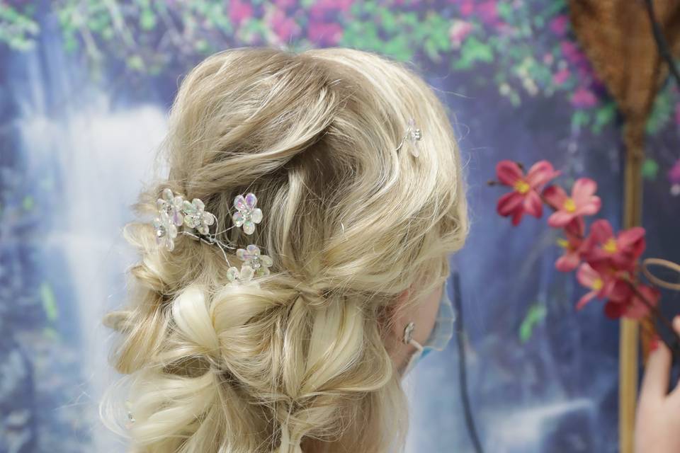 Hair Design & Beauty