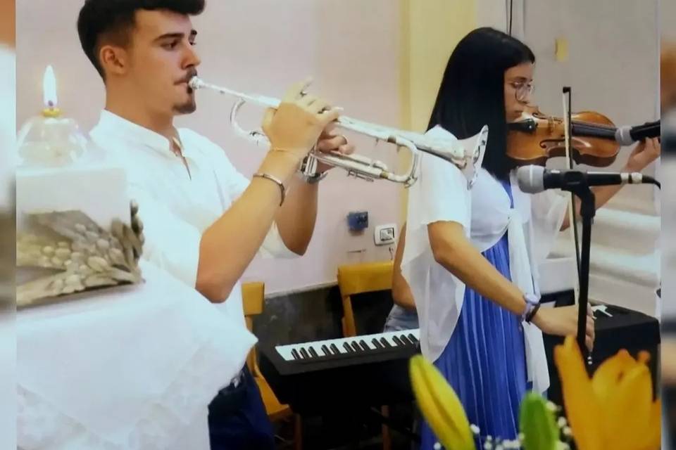 Trio: Tromba, Violino, piano.