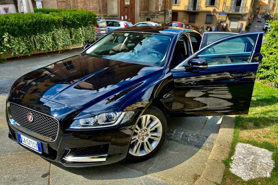 Jaguar xf