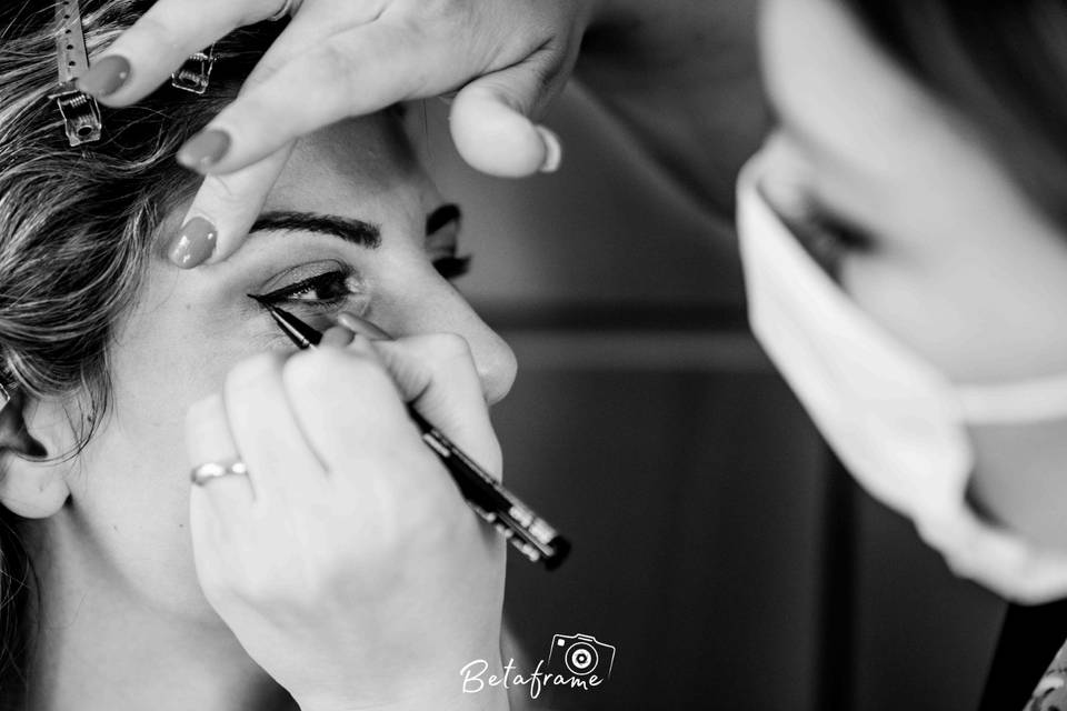 Make up bride