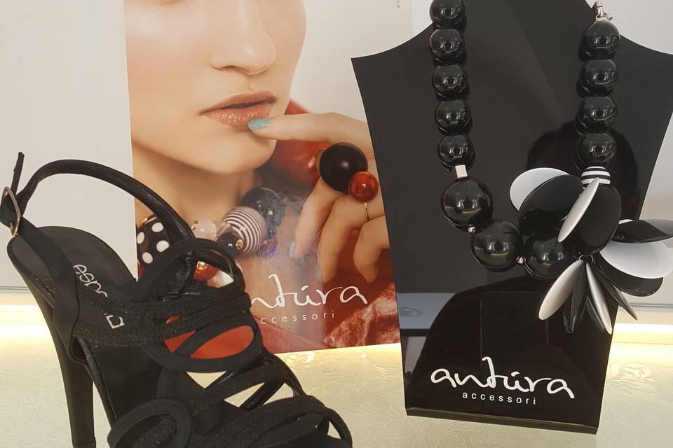 Antura accessories