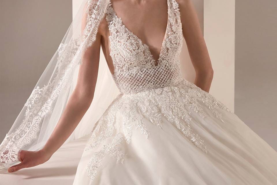 Pronovias Adwoa