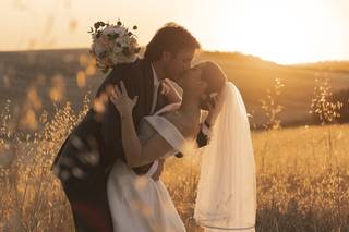 Love Story Tales - Wedding Photography