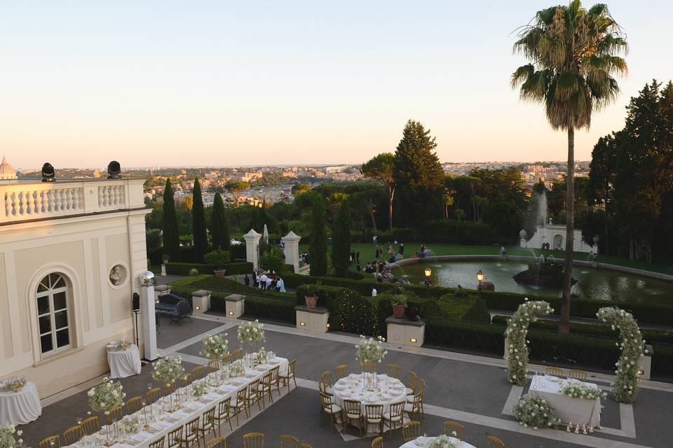 Destination wedding in Rome