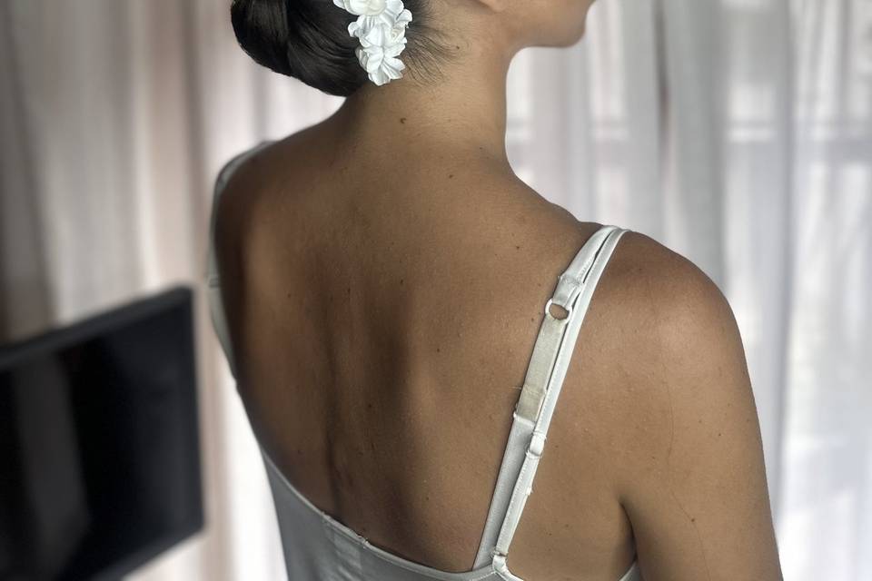 Sleek bun