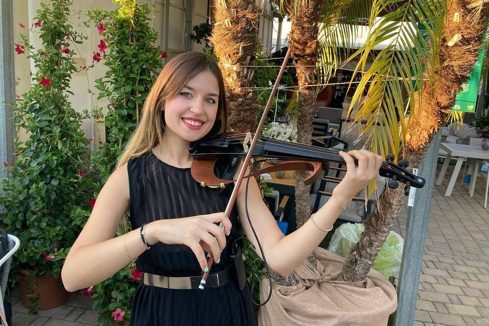 Annamaria (violinista)