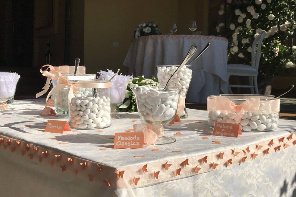 Confettata Matrimonio