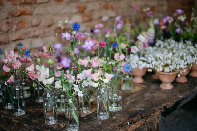 Composizioni di fiori secchi in vasi di vetro, come creare decorazioni  originali - Lombarda Flor