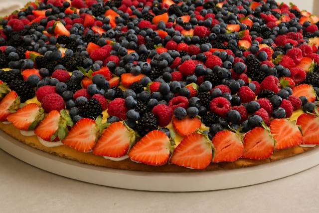 Frolla e frutti di bosco