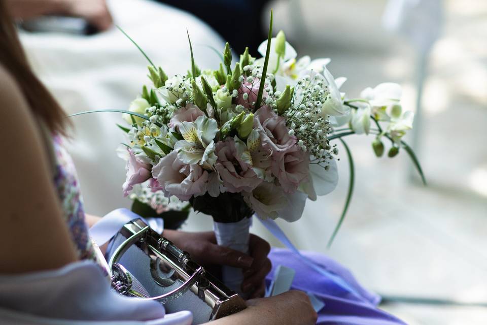 Bouquet testimone della sposa