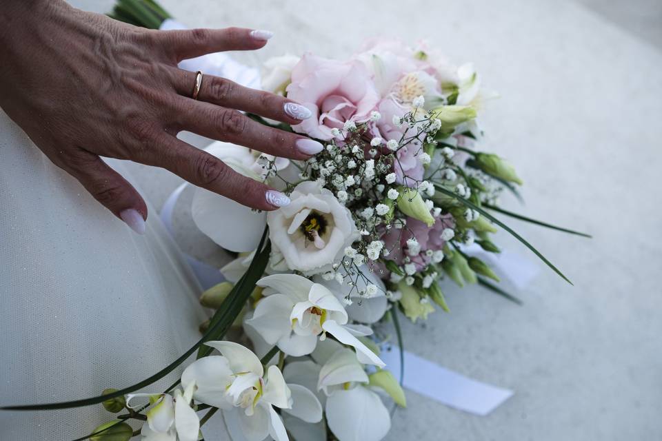Fede e bouquet sposa