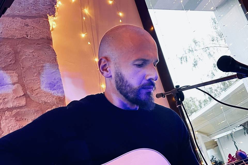 Simone Chitarrista e voce