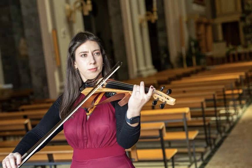 Violino elettrico per chiesa