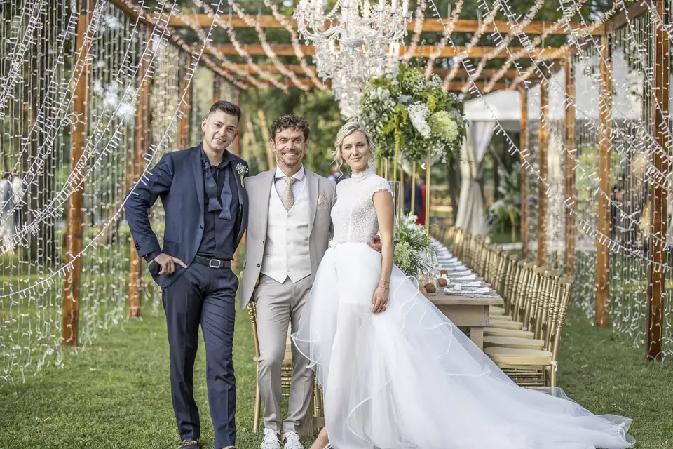 Mirko Zago Wedding Planner - SCINTILLE LUMINOSE AL TAGLIO TORTA Tanti sposi  le vogliono, ma non è così facile come sembra. 👉 Vi svelo i trucchi  per ottenere la foto che tanto