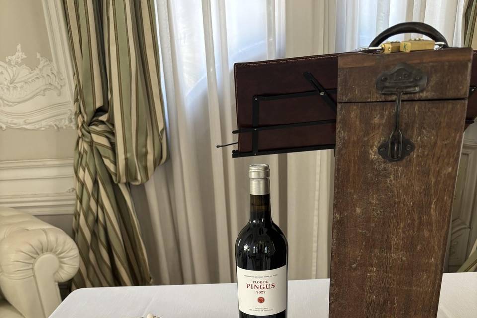 Wine box & handfasting
