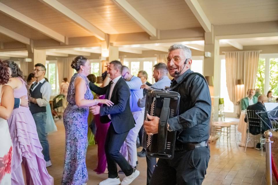 Festa ballo musica e balli gruppo