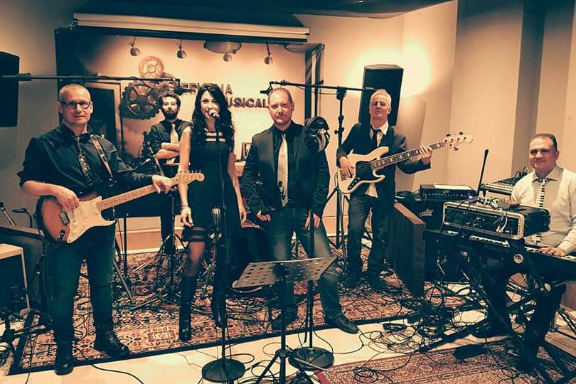 OverBeat Live Music Band