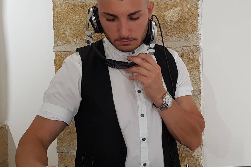 Professional dj