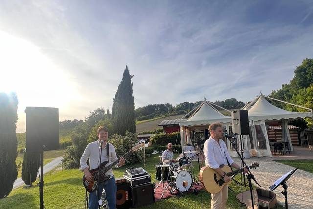 Live band