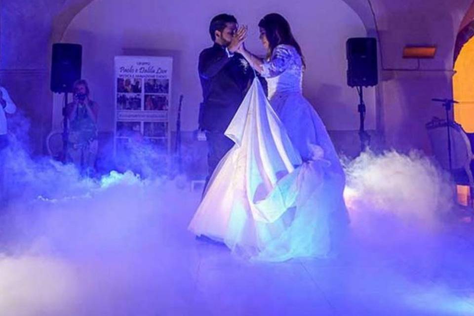 Primo ballo sposi effetto fumo