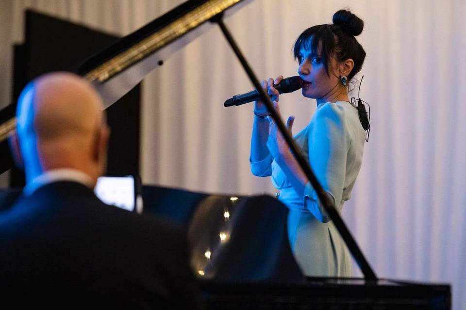 Elegant piano e voce