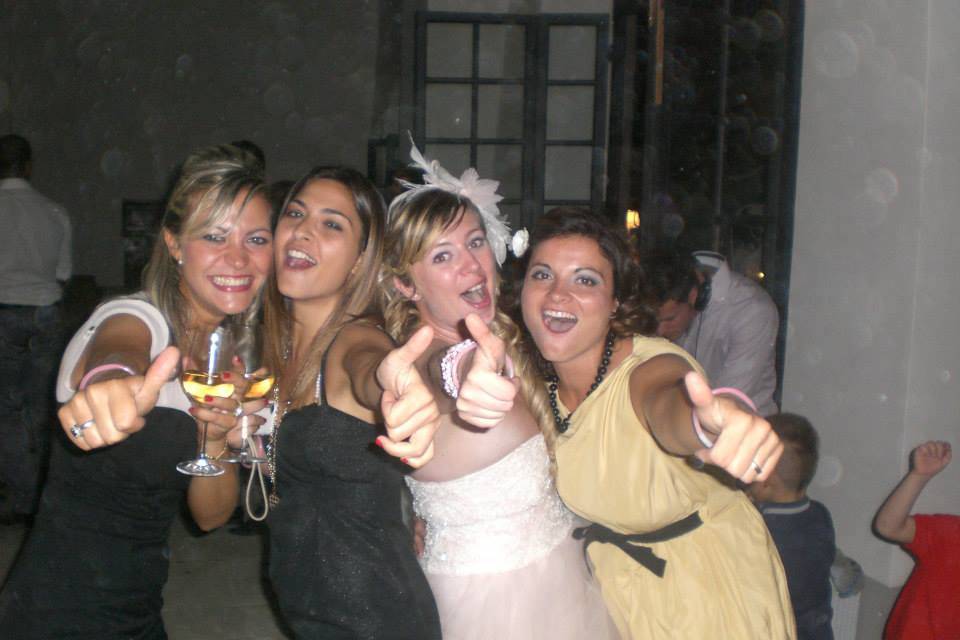 Le amiche con la sposa