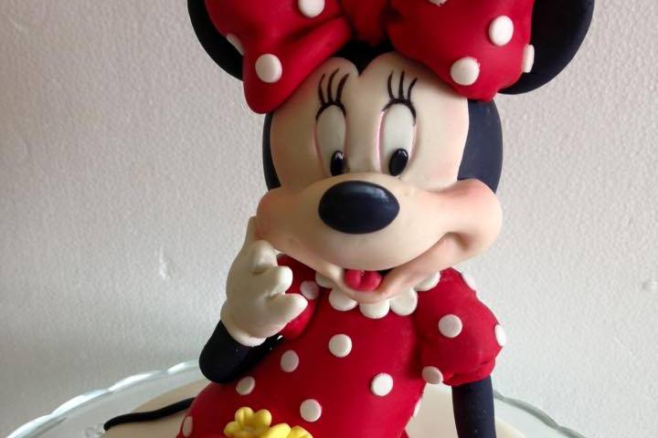 Minny mouse cake topper