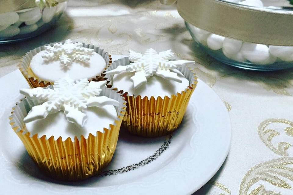 Wedding cupcake