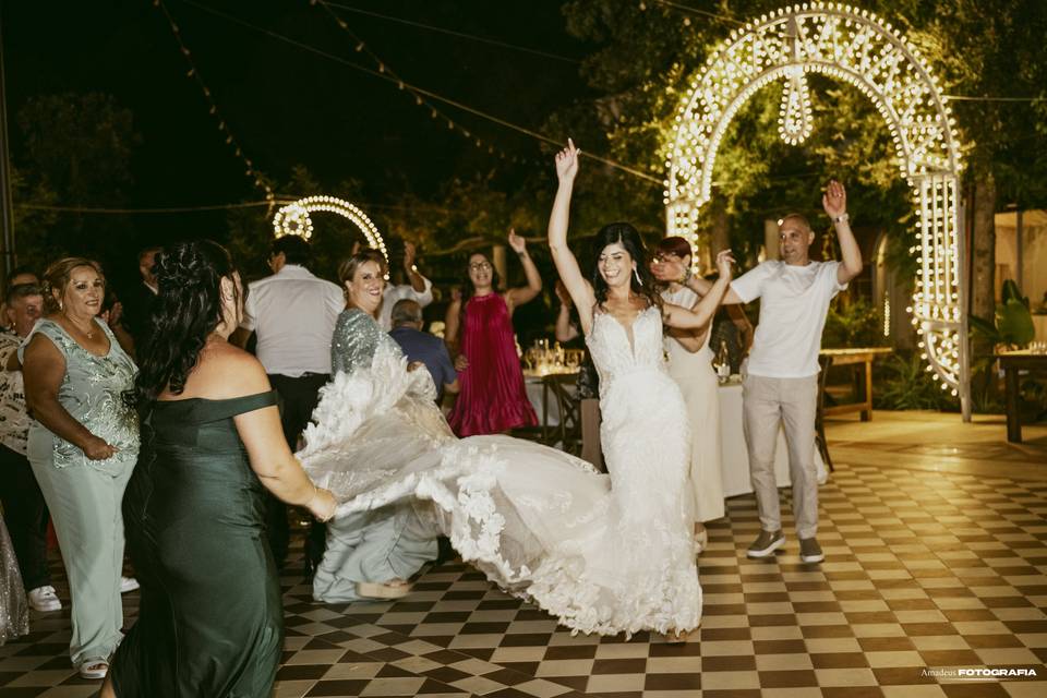 The dancing night