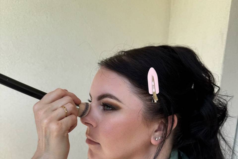 Make Up