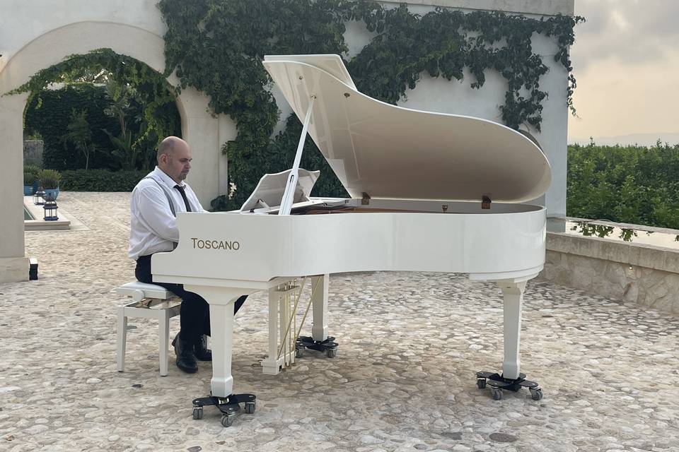 Pianoforte a coda Bianco