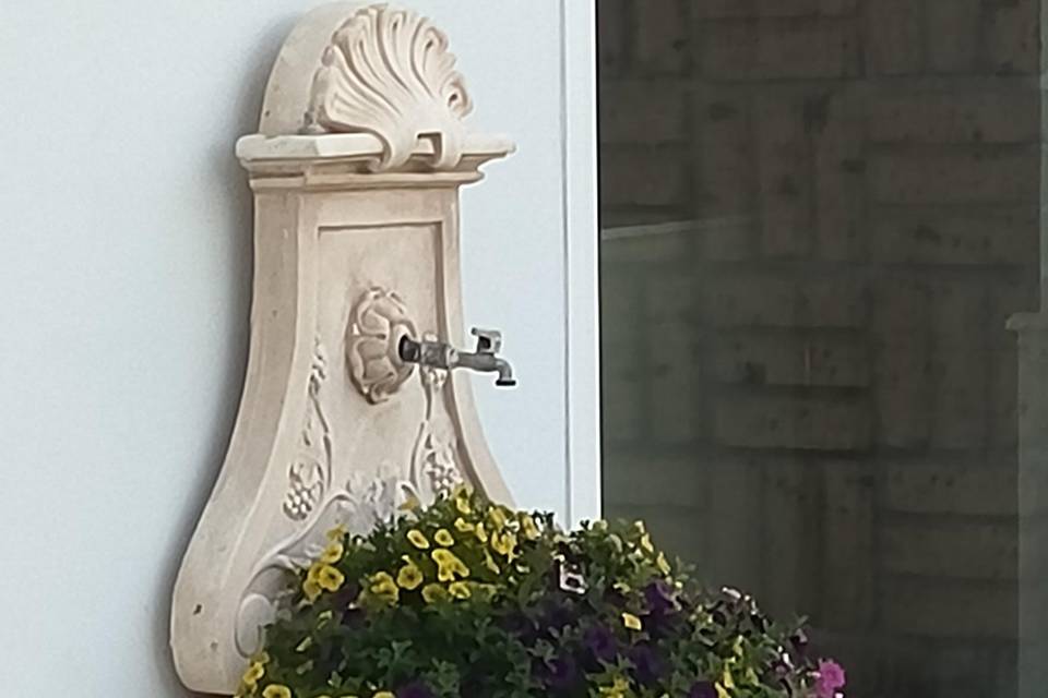 Fontana di fiori