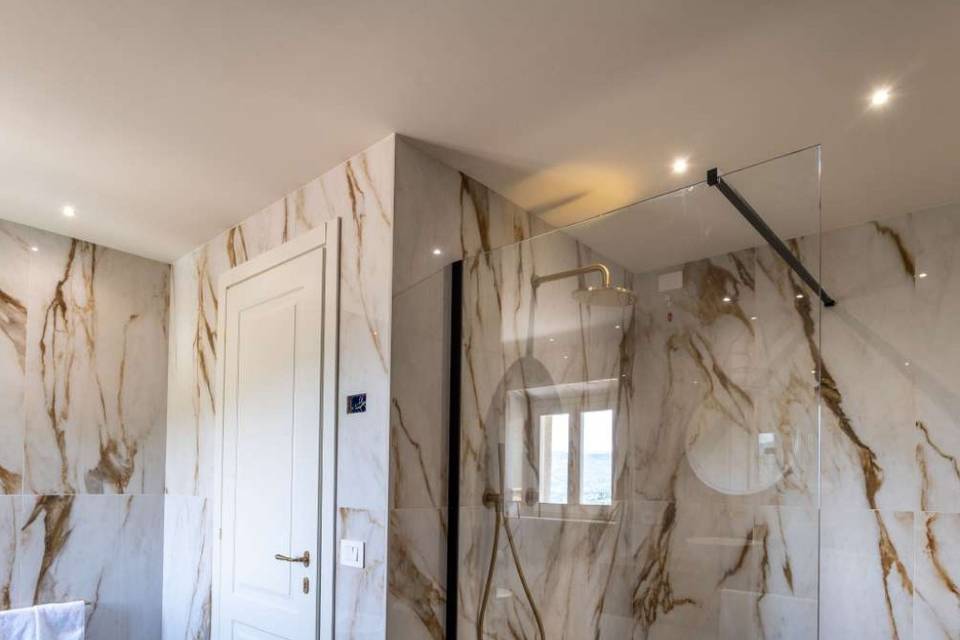 Bagno bianco bnb