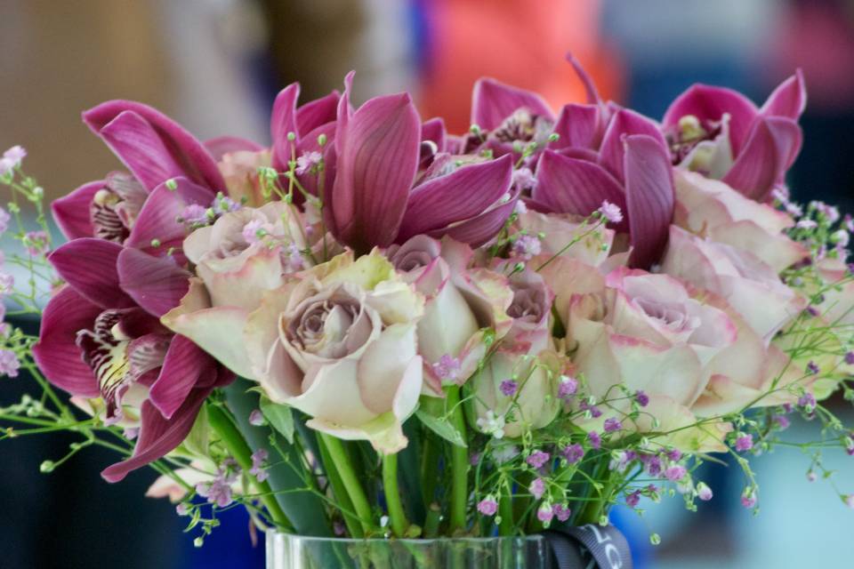 Flower buffet table