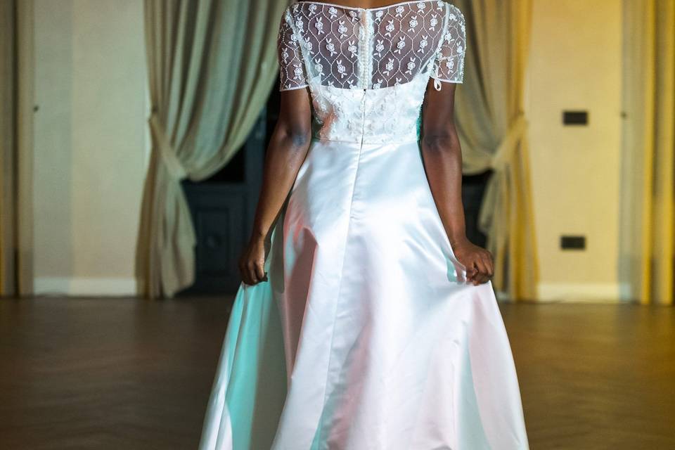 Abito da  sposa Raso di Seta